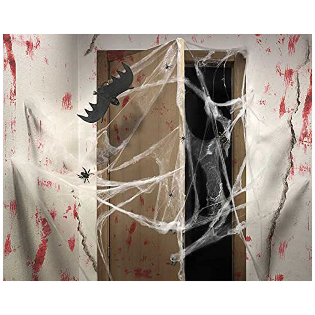 Toile d'araignée Halloween tendue sur une porte avec effet éclaboussures de sang